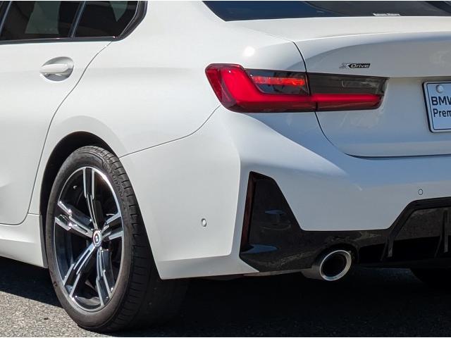 3シリーズ 320d xDriveMスポーツハイラインパッケージ 後期モデル ハイラインP サウンドP 純正18AW LEDライト PDC オートトランク ブラックレザー アラウンドビューカメラ ヘッドアップディスプレイ harman/kardonスピーカー 禁煙車(40枚目)