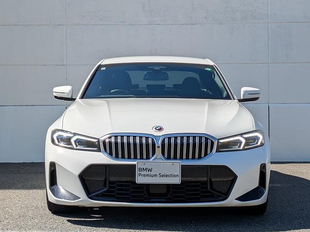 3シリーズ 320d xDriveMスポーツハイラインパッケージ 後期モデル ハイラインP サウンドP 純正18AW LEDライト PDC オートトランク ブラックレザー アラウンドビューカメラ ヘッドアップディスプレイ harman/kardonスピーカー 禁煙車(42枚目)