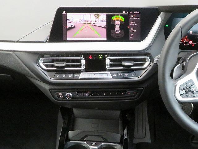 2シリーズ M235i xDriveグランクーペ MプラスPKG アダプティブサスペンション ヘッドアップディスプレイ ブラックレザーシート レーンディパーチャーウォーニング アクティブクルコン コンフォートアクセス コーナーセンサー LEDライト(11枚目)