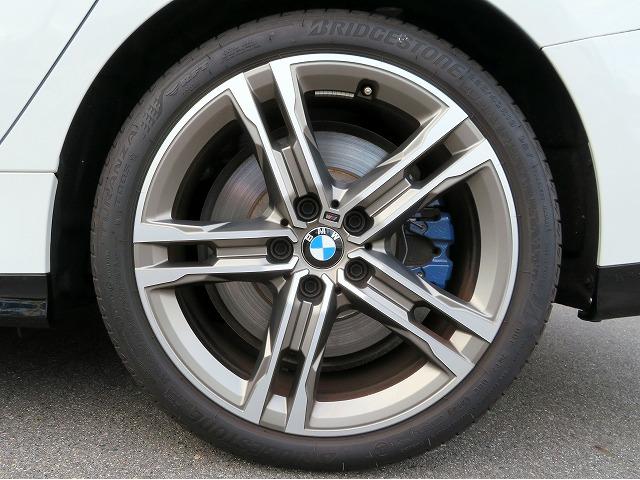 2シリーズ M235i xDriveグランクーペ MプラスPKG アダプティブサスペンション ヘッドアップディスプレイ ブラックレザーシート レーンディパーチャーウォーニング アクティブクルコン コンフォートアクセス コーナーセンサー LEDライト(51枚目)