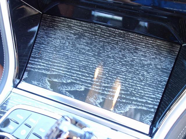 8シリーズ 840i クーペ エクスクルーシブ Mスポーツ MスポーツPKGプロ LEDライト 20AW PDC スマートキー 純正ナビ フルセグ アクティブベンチレーション アクティブクルーズコントロール レーンチェンジ&ディパーチャーウォーニング 禁煙車(27枚目)