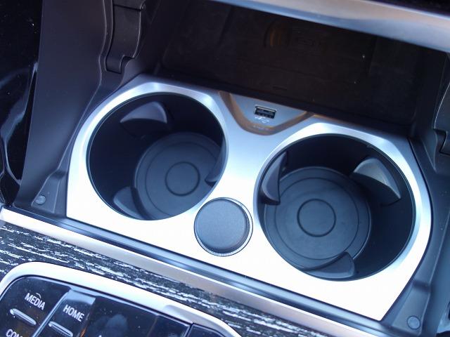 8シリーズ 840i クーペ エクスクルーシブ Mスポーツ MスポーツPKGプロ LEDライト 20AW PDC スマートキー 純正ナビ フルセグ アクティブベンチレーション アクティブクルーズコントロール レーンチェンジ&ディパーチャーウォーニング 禁煙車(28枚目)