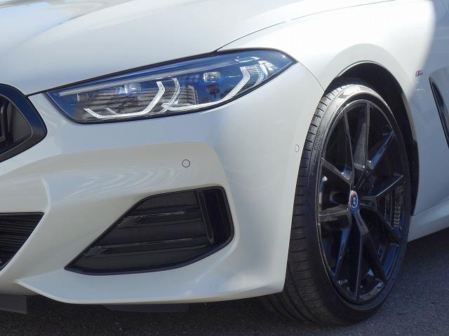 8シリーズ 840i クーペ エクスクルーシブ Mスポーツ MスポーツPKGプロ LEDライト 20AW PDC スマートキー 純正ナビ フルセグ アクティブベンチレーション アクティブクルーズコントロール レーンチェンジ&ディパーチャーウォーニング 禁煙車(44枚目)