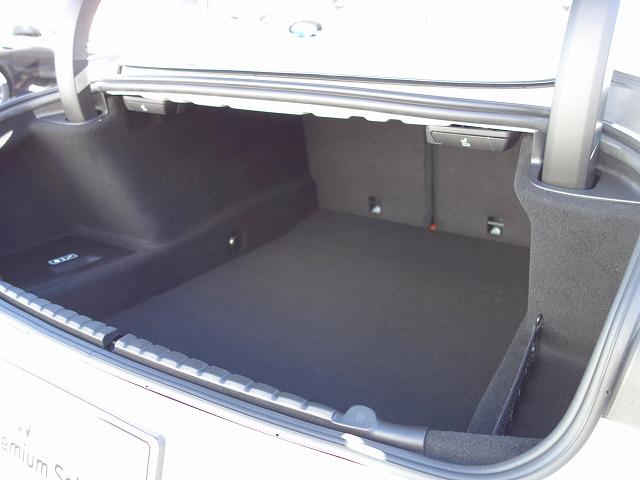 8シリーズ 840i クーペ エクスクルーシブ Mスポーツ MスポーツPKGプロ LEDライト 20AW PDC スマートキー 純正ナビ フルセグ アクティブベンチレーション アクティブクルーズコントロール レーンチェンジ&ディパーチャーウォーニング 禁煙車(59枚目)