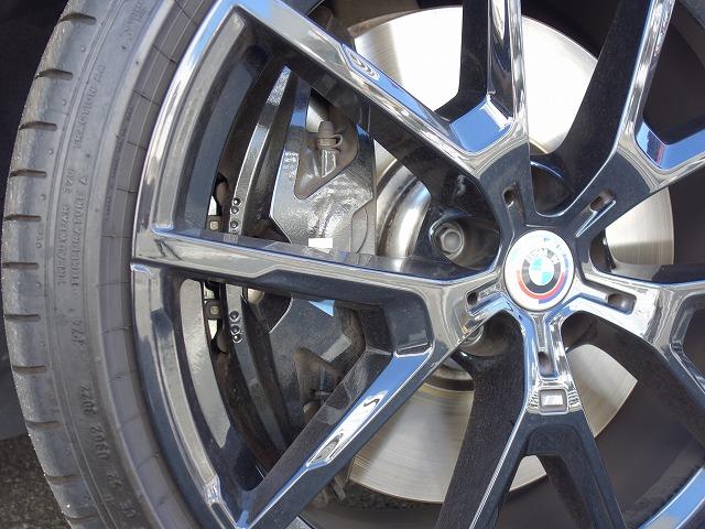 8シリーズ 840i クーペ エクスクルーシブ Mスポーツ MスポーツPKGプロ LEDライト 20AW PDC スマートキー 純正ナビ フルセグ アクティブベンチレーション アクティブクルーズコントロール レーンチェンジ&ディパーチャーウォーニング 禁煙車(61枚目)