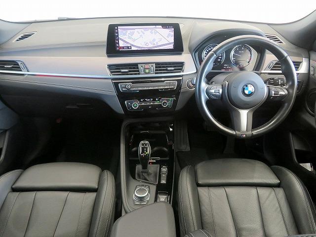 X2 xDrive 18dMスポーツエディションサンライズ 200台限定車 ブラックレザーシート アダプティブMサスペンション LEDヘッドライト 18アルミ コーナーセンサー コンフォートアクセス レーンディパーチャーウォーニング(7枚目)