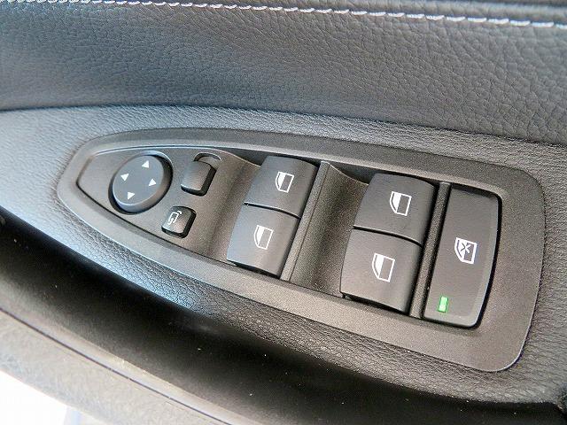 X2 xDrive 18dMスポーツエディションサンライズ 200台限定車 ブラックレザーシート アダプティブMサスペンション LEDヘッドライト 18アルミ コーナーセンサー コンフォートアクセス レーンディパーチャーウォーニング(28枚目)