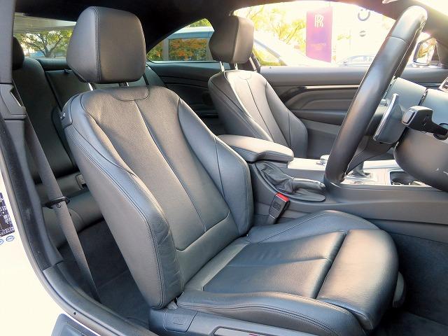 ４シリーズ ４３５ｉクーペ　Ｍスポーツ　ＬＥＤヘッドライト　純正１９アルミ　コーナーセンサー　コンフォートアクセス　革シート　シートヒーター　純正ナビ　Ｂカメラ　ヘッドアップディスプレイ　アクティブクルコン　レーンディパーチャーウォーニング（9枚目）