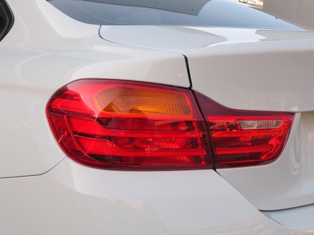 ４シリーズ ４３５ｉクーペ　Ｍスポーツ　ＬＥＤヘッドライト　純正１９アルミ　コーナーセンサー　コンフォートアクセス　革シート　シートヒーター　純正ナビ　Ｂカメラ　ヘッドアップディスプレイ　アクティブクルコン　レーンディパーチャーウォーニング（34枚目）