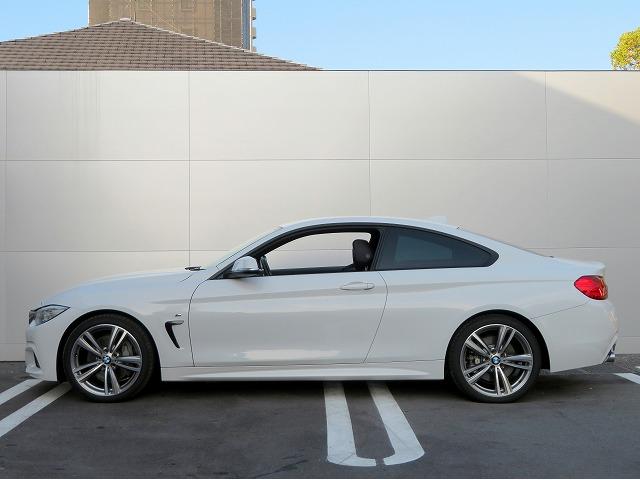 ４シリーズ ４３５ｉクーペ　Ｍスポーツ　ＬＥＤヘッドライト　純正１９アルミ　コーナーセンサー　コンフォートアクセス　革シート　シートヒーター　純正ナビ　Ｂカメラ　ヘッドアップディスプレイ　アクティブクルコン　レーンディパーチャーウォーニング（45枚目）