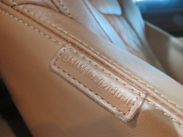 ４シリーズ ４２０ｉカブリオレ　Ｍスポーツ　コンフォートＰＫＧ　１９ＡＷ　ステアヒーター　ＬＥＤライト　ＰＤＣ　スマートキー　純正ナビ　純正ＥＴＣ　Ｂカメラ　アクティブクルーズコントロール　レーンチェンジ＆ディパーチャーウォーニング　禁煙車（15枚目）