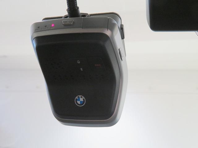 ４シリーズ ４２０ｉカブリオレ　Ｍスポーツ　コンフォートＰＫＧ　１９ＡＷ　ステアヒーター　ＬＥＤライト　ＰＤＣ　スマートキー　純正ナビ　純正ＥＴＣ　Ｂカメラ　アクティブクルーズコントロール　レーンチェンジ＆ディパーチャーウォーニング　禁煙車（28枚目）