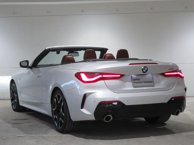 ４シリーズ ４２０ｉカブリオレ　Ｍスポーツ　コンフォートＰＫＧ　１９ＡＷ　ステアヒーター　ＬＥＤライト　ＰＤＣ　スマートキー　純正ナビ　純正ＥＴＣ　Ｂカメラ　アクティブクルーズコントロール　レーンチェンジ＆ディパーチャーウォーニング　禁煙車（53枚目）