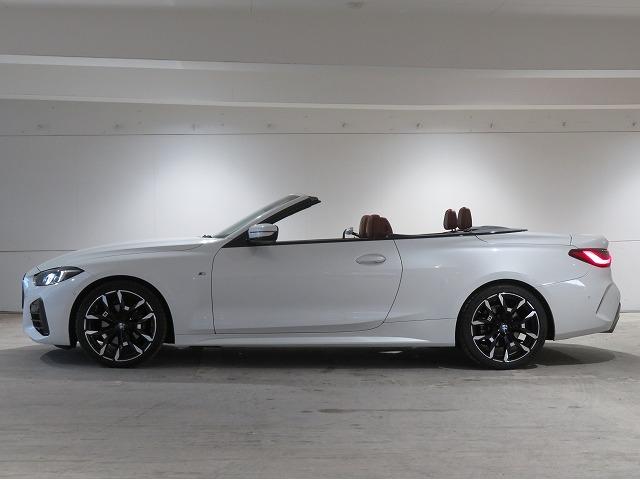 ４シリーズ ４２０ｉカブリオレ　Ｍスポーツ　コンフォートＰＫＧ　１９ＡＷ　ステアヒーター　ＬＥＤライト　ＰＤＣ　スマートキー　純正ナビ　純正ＥＴＣ　Ｂカメラ　アクティブクルーズコントロール　レーンチェンジ＆ディパーチャーウォーニング　禁煙車（54枚目）