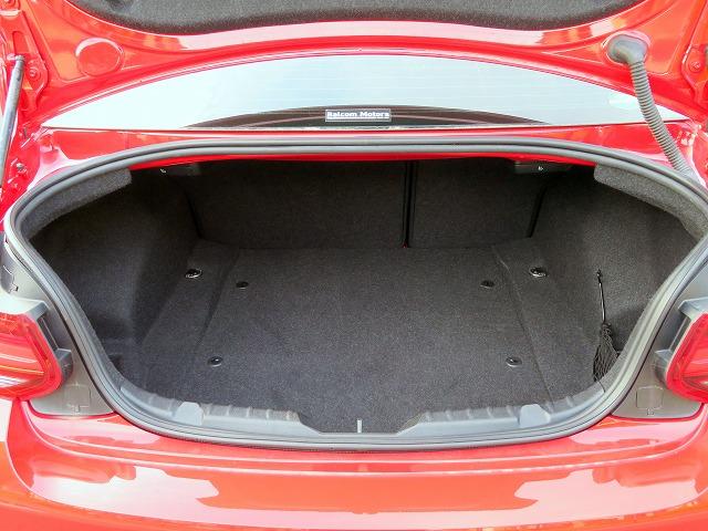 ◆日常生活には十分の容量のトランクスペースです◆