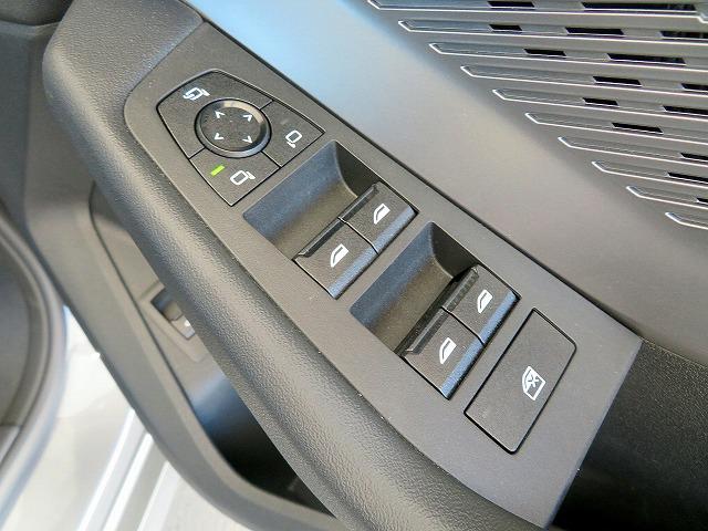 1シリーズ 120 テクノロジーPKG ヘッドアップディスプレイ オートトランク シートヒーター トップ+バックカメラ アクティブクルコン レーンチェンジ&ディパーチャーウォーニング LEDヘッドライト 純正17アルミ(25枚目)