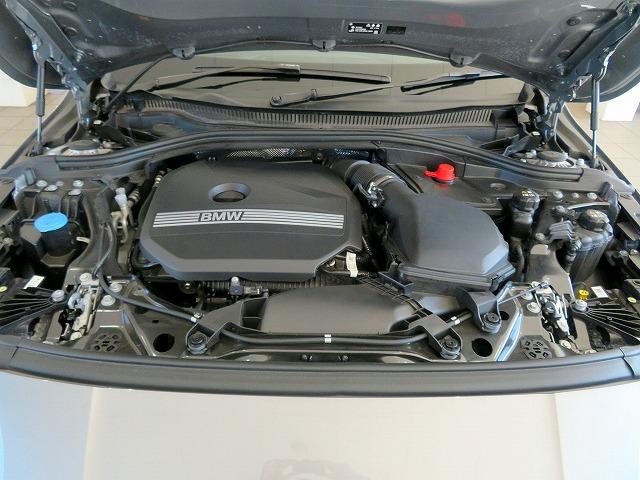 1シリーズ 120 テクノロジーPKG ヘッドアップディスプレイ オートトランク シートヒーター トップ+バックカメラ アクティブクルコン レーンチェンジ&ディパーチャーウォーニング LEDヘッドライト 純正17アルミ(32枚目)