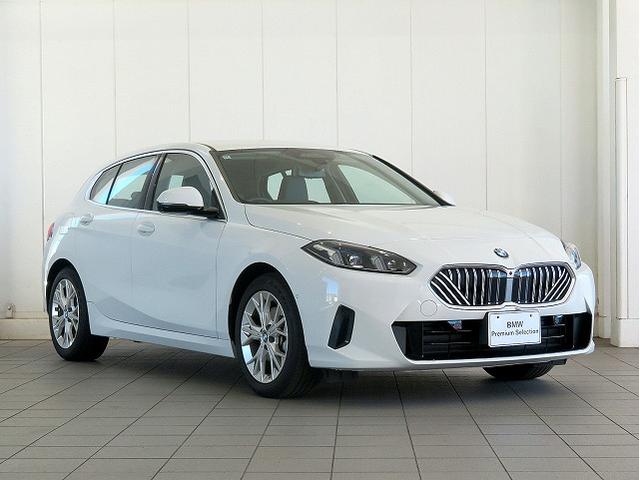 1シリーズ 120 テクノロジーPKG ヘッドアップディスプレイ オートトランク シートヒーター トップ+バックカメラ アクティブクルコン レーンチェンジ&ディパーチャーウォーニング LEDヘッドライト 純正17アルミ(41枚目)