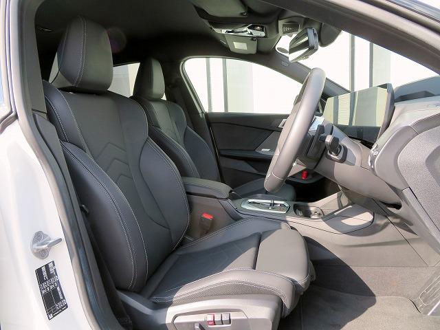 2シリーズ 220グランクーペ Mスポーツ ハイライン&テクノロジーPKG ヴェガンザブラックレザー 19インチMライトアルミ ヘッドアップディスプレイ ハーマンカードンサウンドシステム ACC レーンチェンジ&ディパーチャーウォーニング(9枚目)