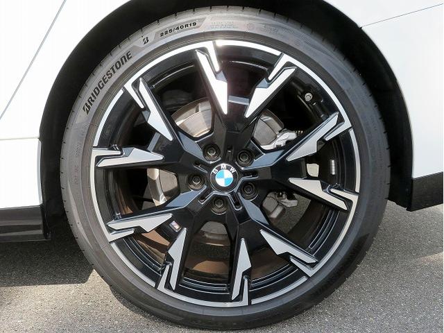 2シリーズ 220グランクーペ Mスポーツ ハイライン&テクノロジーPKG ヴェガンザブラックレザー 19インチMライトアルミ ヘッドアップディスプレイ ハーマンカードンサウンドシステム ACC レーンチェンジ&ディパーチャーウォーニング(49枚目)