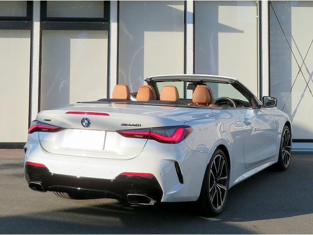 4シリーズ M440i xDriveカブリオレ コニャックレザーシート レーザーライト ヘッドアップディスプレイ ハーマンカードンサウンドシステム トップ+Bカメラ アクティブクルコン レーンチェンジ&ディパーチャーウォーニング コーナーセンサー(54枚目)