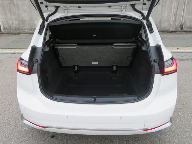 2シリーズ 218dアクティブツアラー エクスクルーシブ テクノロジーPKG LEDライト PDC スマートキー 純正ナビ 純正ETC Bカメラ アクティブクルーズコントロール レーンチェンジ&ディパーチャーウォーニング 禁煙車 自社レンタカー(55枚目)