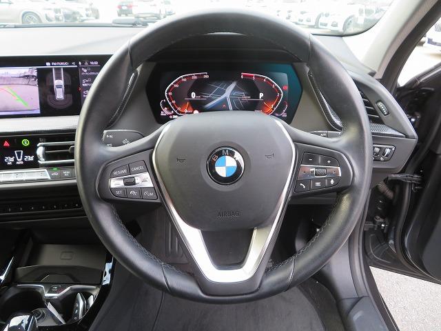 1シリーズ 118d プレイ ストレージPKG 17AW LEDライト PDC スマートキー 純正ナビ 純正ETC Bカメラ アクティブクルーズコントロール レーンチェンジ&ディパーチャーウォーニング 禁煙車(9枚目)