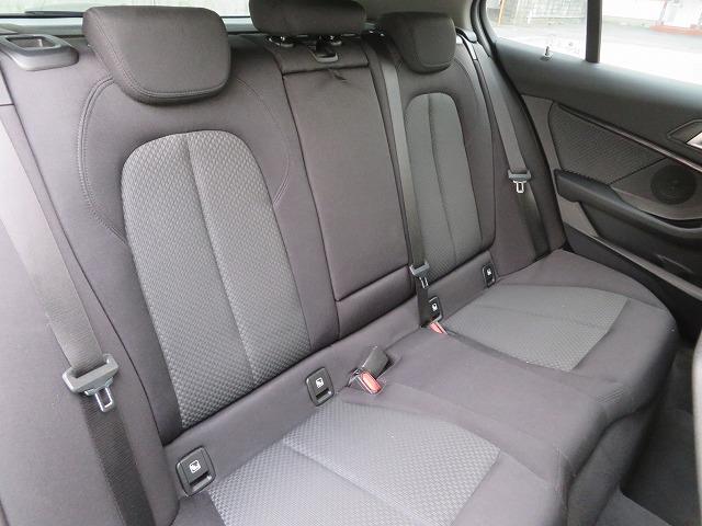 1シリーズ 118d プレイ ストレージPKG 17AW LEDライト PDC スマートキー 純正ナビ 純正ETC Bカメラ アクティブクルーズコントロール レーンチェンジ&ディパーチャーウォーニング 禁煙車(11枚目)