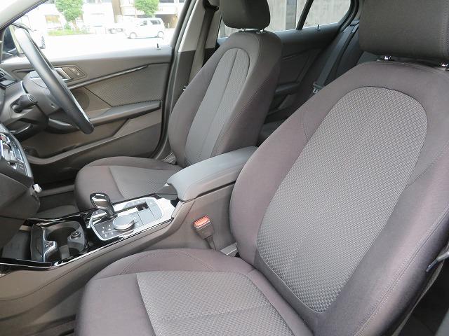 1シリーズ 118d プレイ ストレージPKG 17AW LEDライト PDC スマートキー 純正ナビ 純正ETC Bカメラ アクティブクルーズコントロール レーンチェンジ&ディパーチャーウォーニング 禁煙車(13枚目)