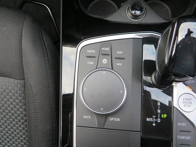 1シリーズ 118d プレイ ストレージPKG 17AW LEDライト PDC スマートキー 純正ナビ 純正ETC Bカメラ アクティブクルーズコントロール レーンチェンジ&ディパーチャーウォーニング 禁煙車(24枚目)