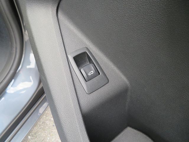 1シリーズ 118d プレイ ストレージPKG 17AW LEDライト PDC スマートキー 純正ナビ 純正ETC Bカメラ アクティブクルーズコントロール レーンチェンジ&ディパーチャーウォーニング 禁煙車(30枚目)