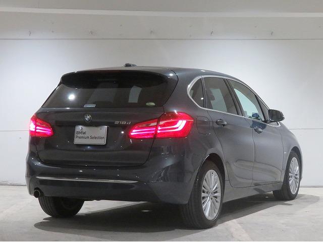 2シリーズ 218dアクティブツアラー セレクション LEDライト 17AW Aトランク PDC スマートキー 純正ナビ 純正ETC Bカメラ アクティブクルーズコントロール レーンディパーチャーウォーニング 禁煙車 オイスターレザー(6枚目)