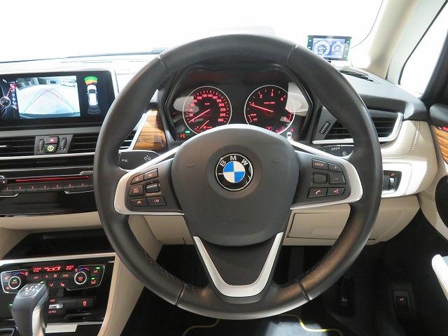 2シリーズ 218dアクティブツアラー セレクション LEDライト 17AW Aトランク PDC スマートキー 純正ナビ 純正ETC Bカメラ アクティブクルーズコントロール レーンディパーチャーウォーニング 禁煙車 オイスターレザー(10枚目)