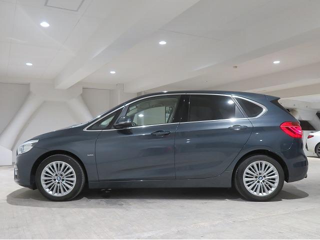 2シリーズ 218dアクティブツアラー セレクション LEDライト 17AW Aトランク PDC スマートキー 純正ナビ 純正ETC Bカメラ アクティブクルーズコントロール レーンディパーチャーウォーニング 禁煙車 オイスターレザー(46枚目)