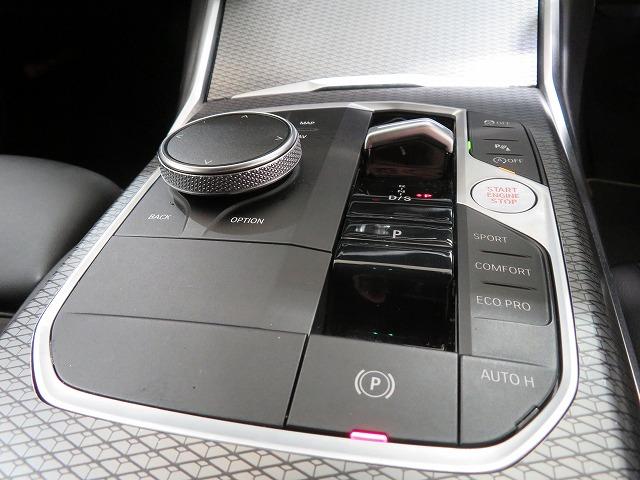 3シリーズ 318iツーリング Mスポーツ コンフォートPKG LEDライト PDC スマートキー 純正ナビ 純正ETC Bカメラ アクティブクルーズコントロール レーンチェンジ&ディパーチャーウォーニング 禁煙車(16枚目)