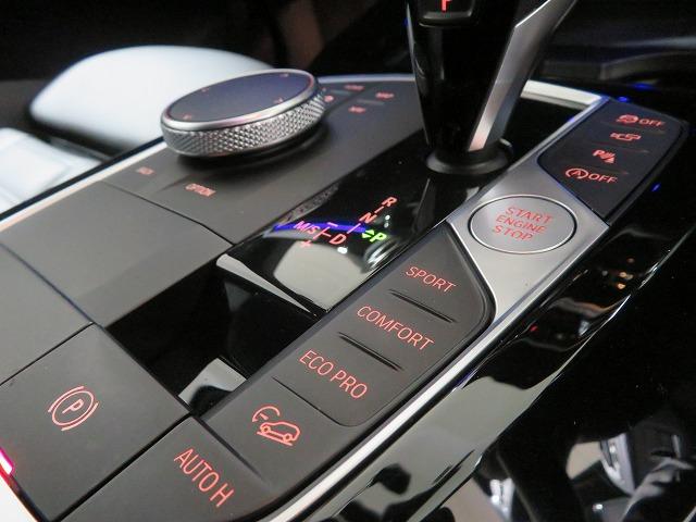 X3 xDrive 20d Mスポーツ セレクトPKG ステアヒーター 20AW フルセグ LEDライト PDC スマートキー 純正ナビ ETC Bカメラ アクティブクルーズコントロール レーンチェンジ&ディパーチャーウォーニング 禁煙車(17枚目)