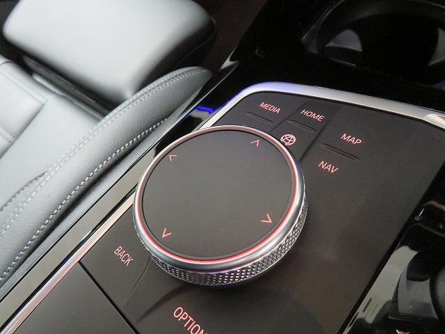 X3 xDrive 20d Mスポーツ セレクトPKG ステアヒーター 20AW フルセグ LEDライト PDC スマートキー 純正ナビ ETC Bカメラ アクティブクルーズコントロール レーンチェンジ&ディパーチャーウォーニング 禁煙車(18枚目)