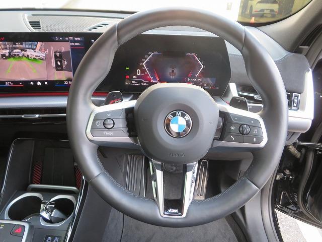 X2 xDrive 20i Mスポーツ LEDライト 20AW パノラマガラスSR PDC スマートキー 純正ナビ 純正ETC Bカメラ アクティブクルーズコントロール レーンチェンジ&ディパーチャーウォーニング 禁煙車 自社レンタカー(9枚目)