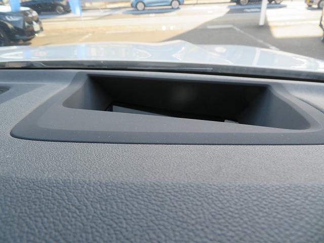 Ｘ５ ｘＤｒｉｖｅ　３５ｄ　Ｍスポーツ　ＬＥＤライト　２２ＡＷ　Ａトランク　フルセグ　ＰＤＣ　スマートキー　純正ナビ　純正ＥＴＣ　Ｂカメラ　アクティブクルーズコントロール　レーンチェンジ＆ディパーチャーウォーニング　禁煙車（18枚目）