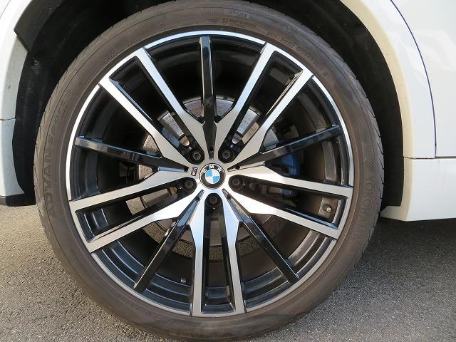 Ｘ５ ｘＤｒｉｖｅ　３５ｄ　Ｍスポーツ　ＬＥＤライト　２２ＡＷ　Ａトランク　フルセグ　ＰＤＣ　スマートキー　純正ナビ　純正ＥＴＣ　Ｂカメラ　アクティブクルーズコントロール　レーンチェンジ＆ディパーチャーウォーニング　禁煙車（45枚目）