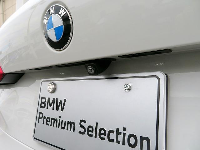 ◆インスツルメントパネルやインテリアトリムなどは、調和しなが洗練された室内を作り上げ、スイッチ類によって、優れた操作性をも実現。ドライバーの視線や動線を考え、人間工学に基づきデザインされています◆