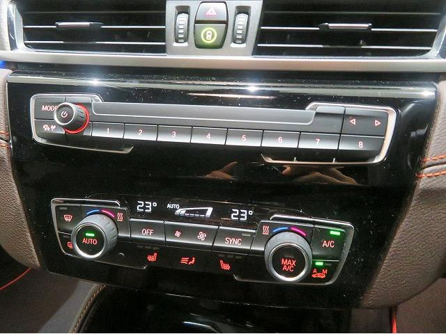 Ｘ２ ｘＤｒｉｖｅ　２０ｄ　ＭスポーツＸ　Ｍメッシュエディション　モカ革＆アルカンターラコンビシート　アクティブクルコン　レーンディパーチャーウォーニング　ＬＥＤヘッドライト　２０アルミ　コーナーセンサー　オートトランク　コンフォートアクセス（21枚目）
