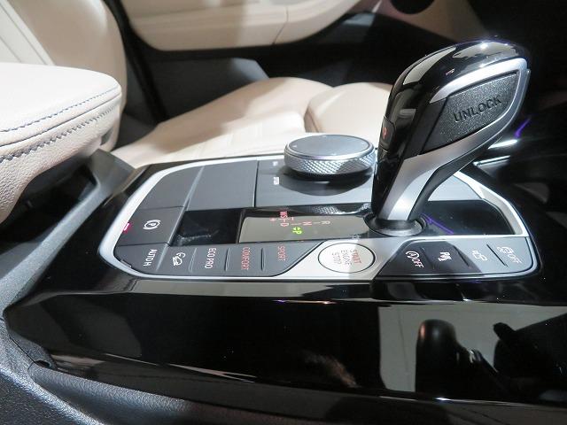 X3 xDrive 20d Mスポーツ セレクトPKG LEDライト 20AW オイスターレザー ステアヒーター リアシートアジャストメント フルセグ アクティブクルーズコントロール レーンチェンジ&ディパーチャーウォーニング 禁煙車(17枚目)
