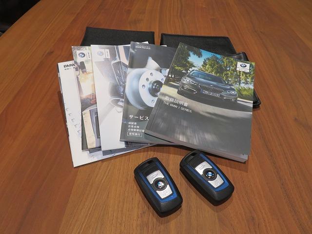 １シリーズ １１８ｄ　Ｍスポーツ　エディションシャドー　ＬＥＤライト　１８ＡＷ　ＰＤＣ　スマートキー　黒革　純正ナビ　純正ＥＴＣ　Ｂカメラ　アクティブクルーズコントロール　レーンディパーチャーウォーニング　禁煙車（7枚目）