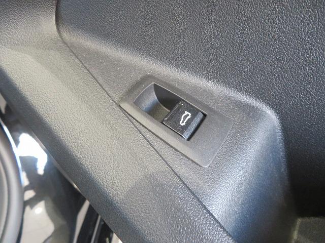 １シリーズ １２０　テクノロジーＰＫＧ　Ａトランク　ＬＥＤライト　ＰＤＣ　スマートキー　純正ナビ　純正ＥＴＣ　Ｂカメラ　アクティブクルーズコントロール　レーンチェンジ＆ディパーチャーウォーニング　禁煙車（23枚目）