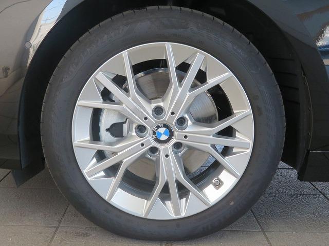 １シリーズ １２０　テクノロジーＰＫＧ　Ａトランク　ＬＥＤライト　ＰＤＣ　スマートキー　純正ナビ　純正ＥＴＣ　Ｂカメラ　アクティブクルーズコントロール　レーンチェンジ＆ディパーチャーウォーニング　禁煙車（44枚目）