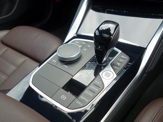 4シリーズ M440i xDriveグランクーペ レーザーライト 19AW サンルーフ PDC モカレザー Aトランク スマートキー フルセグ ヘッドアップディスプレイ ハーマンカードン アクティブクルーズ 車線逸脱警告 禁煙車(13枚目)