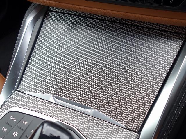 �����[�����[�X���t�@�C�i���X���i�A�a�l�v��p�����ԕی��A�a�l�v�J�[�h�A�R�[�e�B���O�A���h���A�h���C�u���R�[�_�[�ȂǎЊO�i�̎戵���������܂��B���ԂɊւ��邱�Ƃ͑S�ăo���R���ɂ��C����������