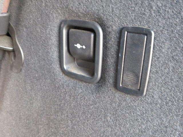 Ｘ３ ｘＤｒｉｖｅ　２０ｄ　Ｍスポーツ　ハイラインＰＫＧ　１９ＡＷ　フルセグ　ＬＥＤライト　ＰＤＣ　スマートキー　純正ナビ　純正ＥＴＣ　Ｂカメラ　アクティブクルーズコントロール　レーンチェンジ＆ディパーチャーウォーニング　禁煙車（53枚目）