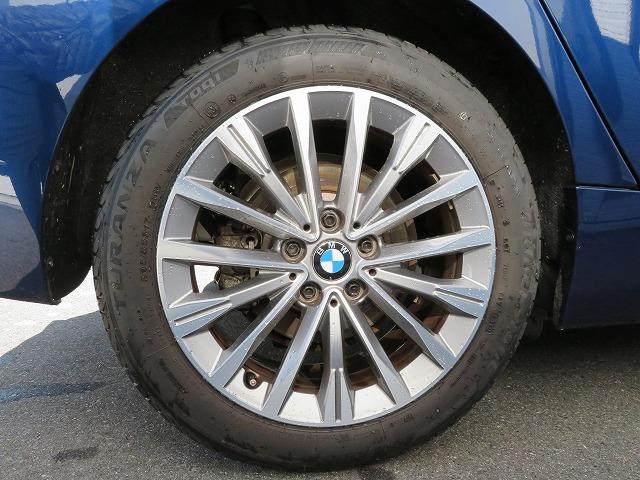 ２シリーズ ２１８ｄ　ｘＤｒｉｖｅアクティブツアラーラグジュアリ　ＬＥＤライト　１７ＡＷ　Ａトランク　ＰＤＣ　スマートキー　純正ナビ　純正ＥＴＣ　Ｂカメラ　ヘッドアップディスプレイ　アクティブクルーズコントロール　レーンディパーチャーウォーニング　禁煙車（56枚目）